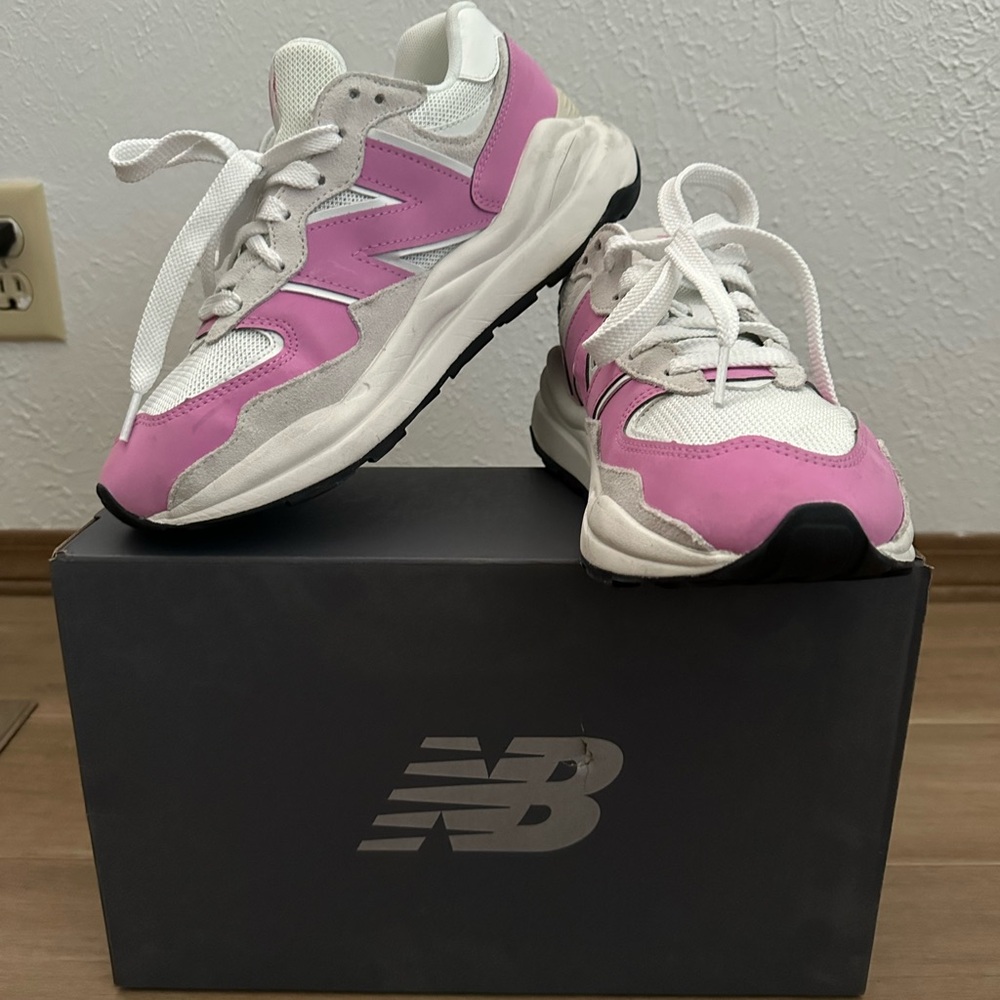 New Balance 5740 “Barbie”, 10(W)
